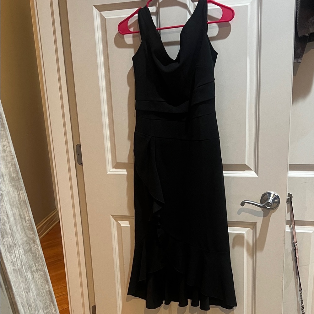 Elegant Black Sleeveless Dress